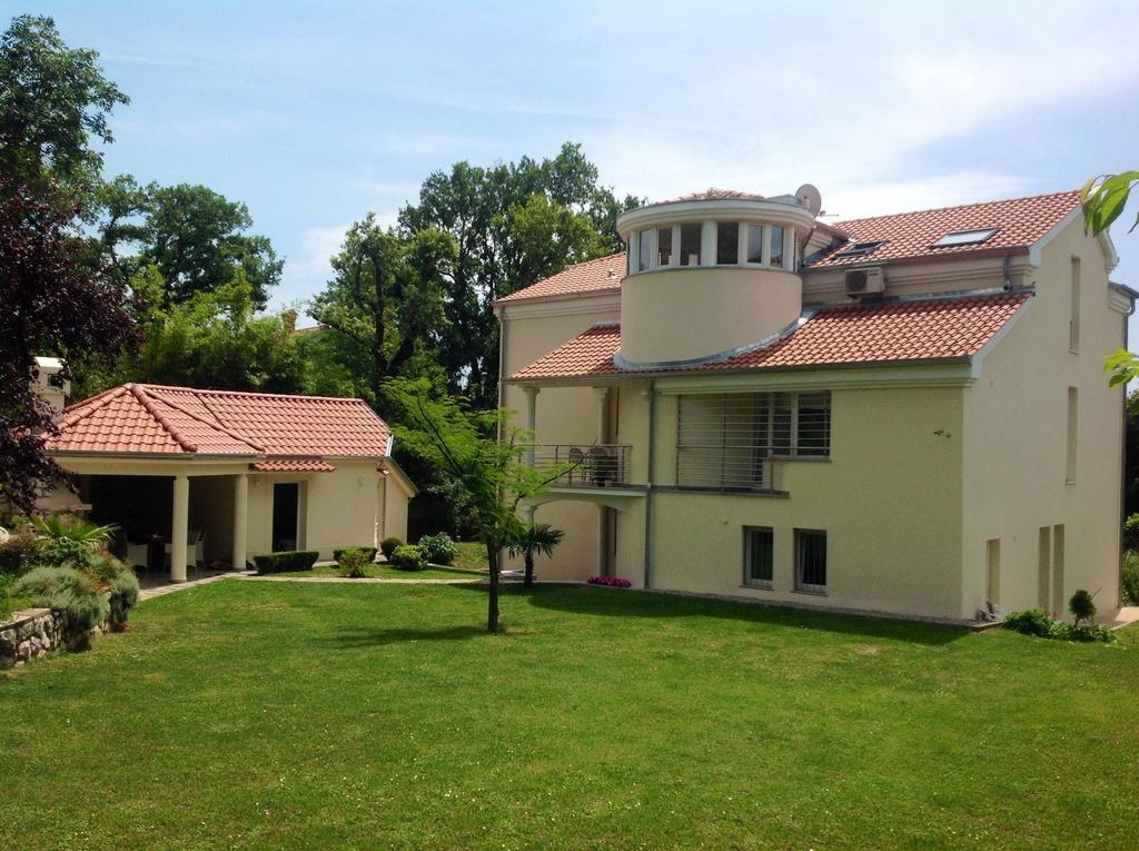 Apartments Villa Majda Matulji Εξωτερικό φωτογραφία